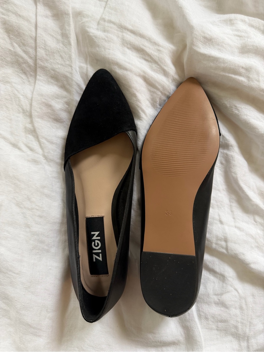 Black Pointed D'Orsay Flats — Sleek Everyday Loafers